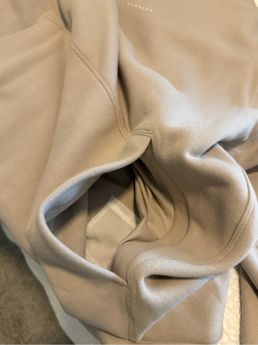 Lululemon For All Runners Sweatshirt - Picture 3 of 4